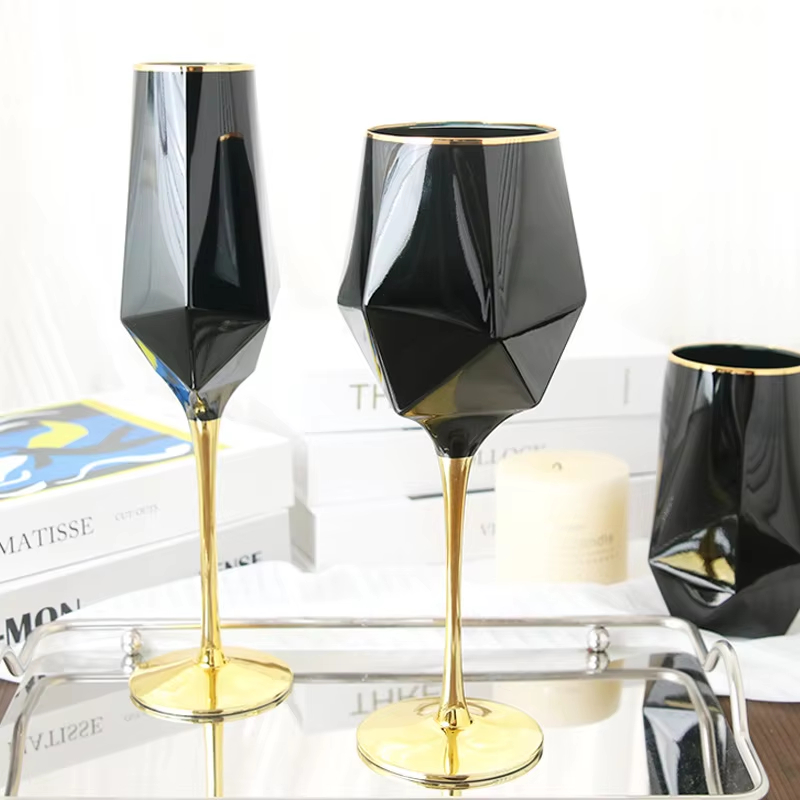 Copa de vino con borde dorado  - Wine Beer Champagne reseña y precio